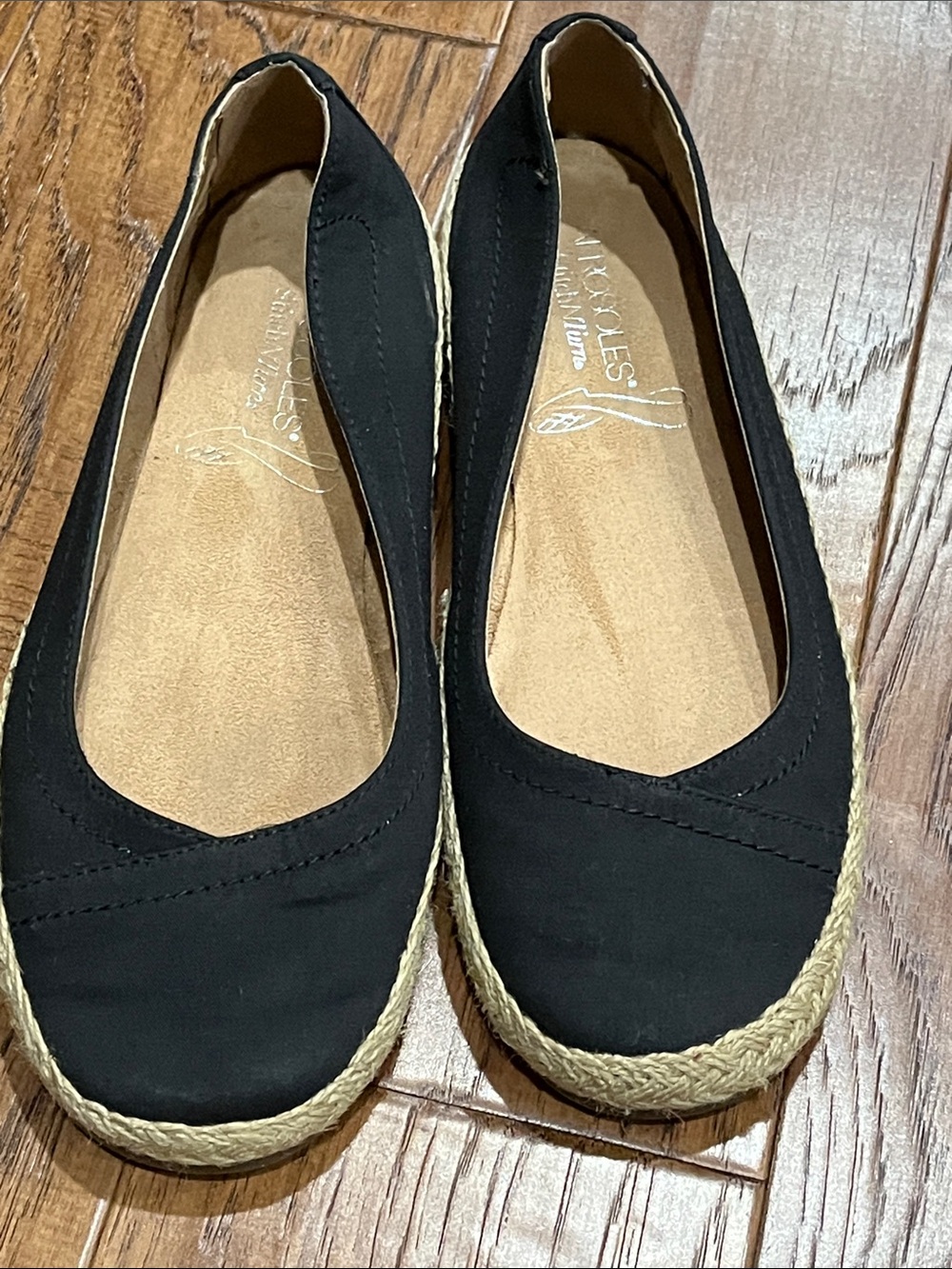 AEROSOLES Black Canvas Espadrille Flats